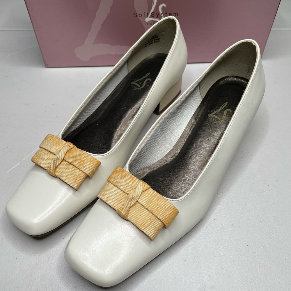 Life Stride Sandals Size 7 1/2 N